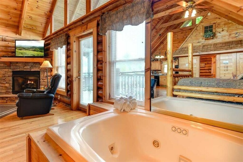 The Sugar Shack - One Bedroom Cabin