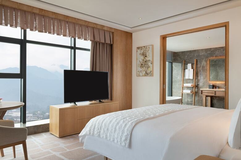 Hotel Le M�ridien Emei Mountain Resort