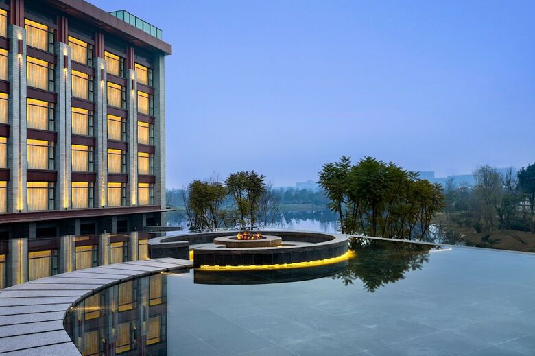 Hotel Le M�ridien Emei Mountain Resort