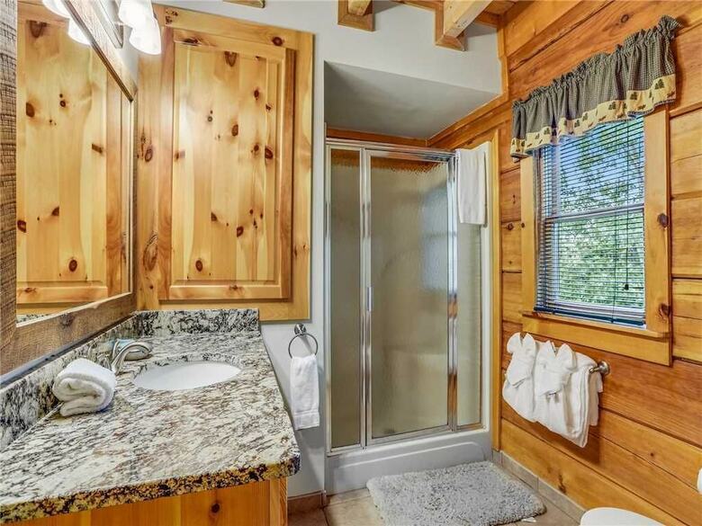 Angels View - Three Bedroom Cabin