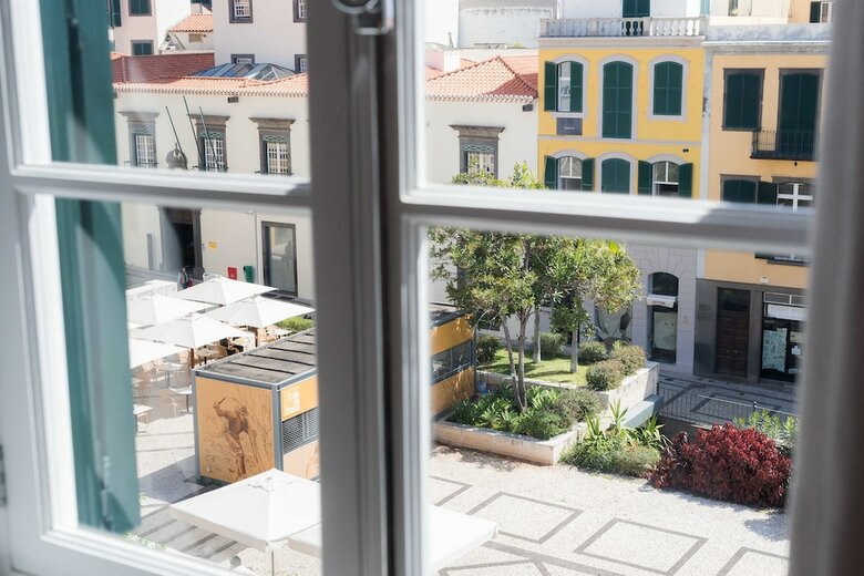 Apartamentos Pra�a Amarela