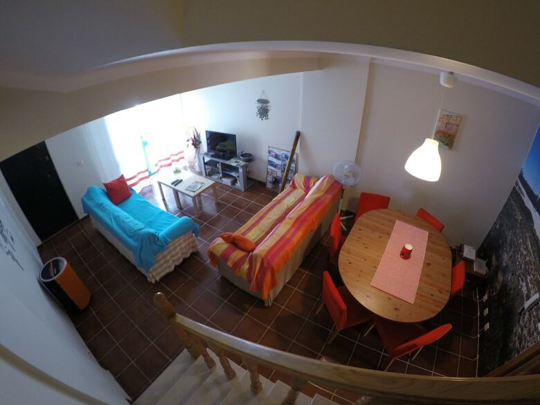 Hostal Supertubos Beach Hostel