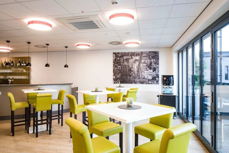 Friendly City Hotel Oktopus