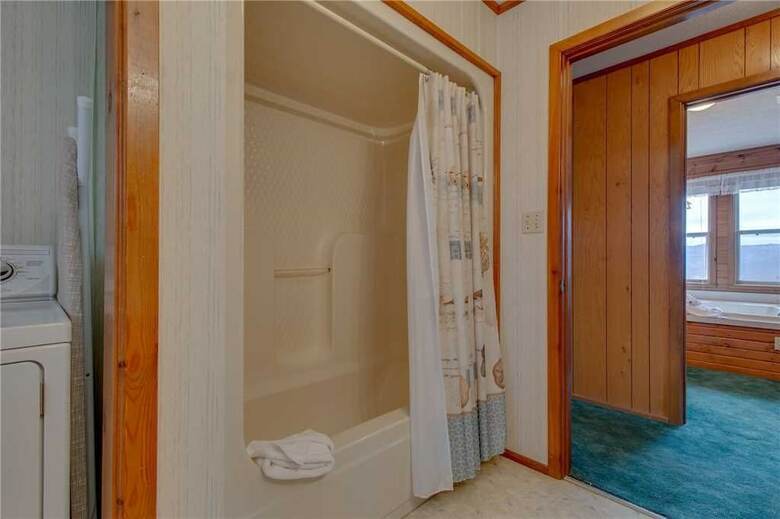 Crestview - Two Bedroom Cabin
