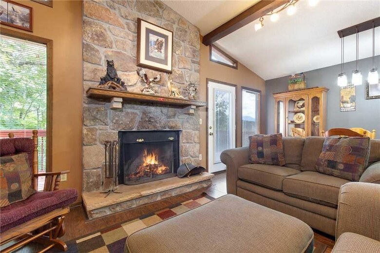 Eagle Ridge - Three Bedroom Cabin