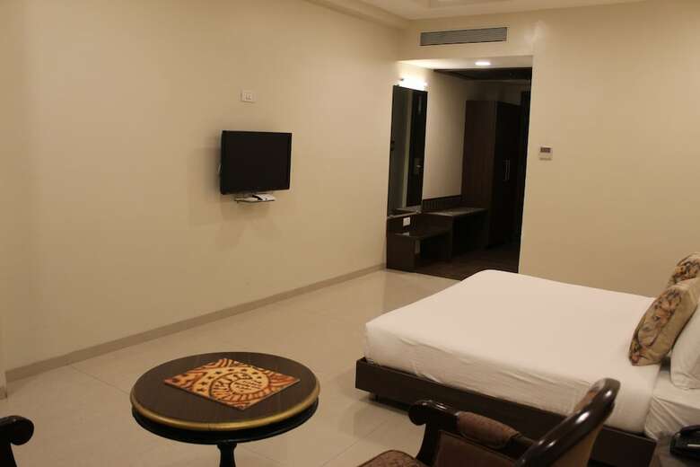 Brilliant Hotel & Convention Center