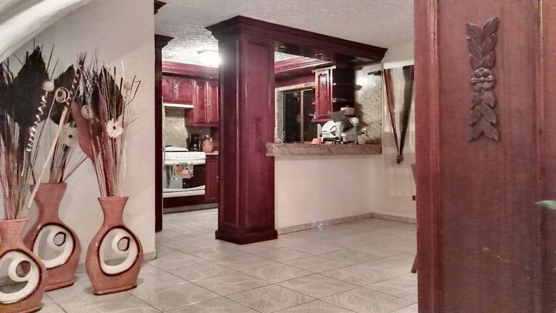 Lia Ajijic - Lakeside B&B