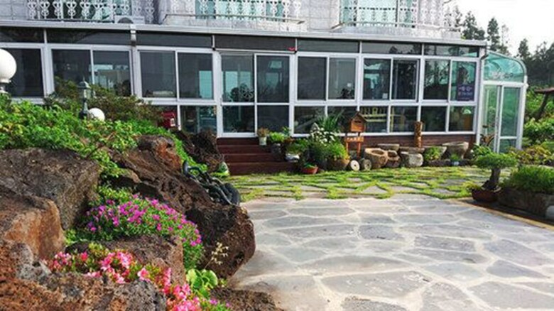 Stonesung Pension