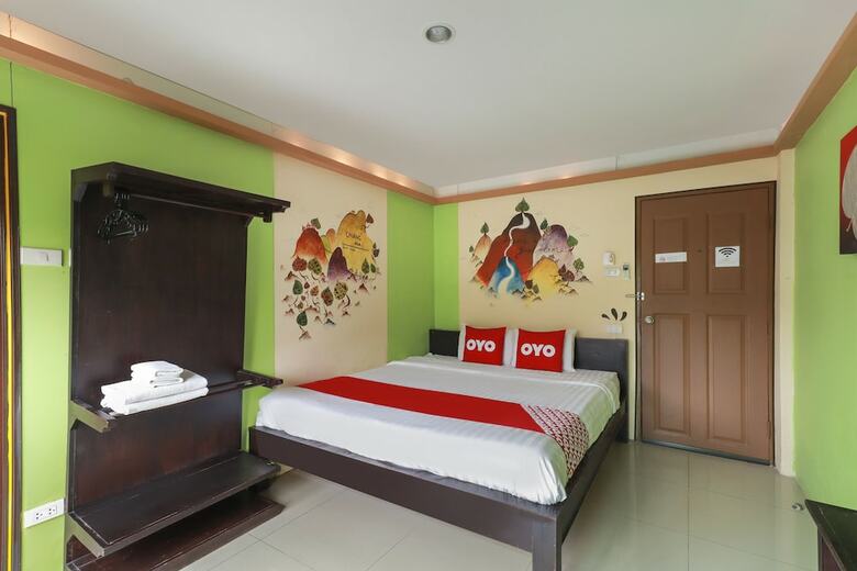 Hotel First Station