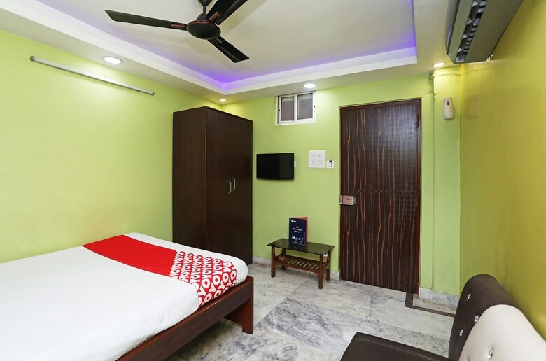 Oyo 7741 Hotel Hamza International