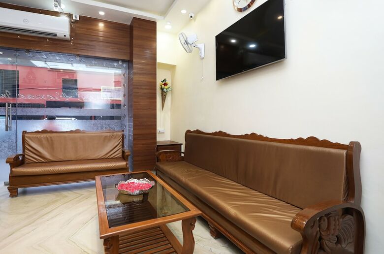Oyo 7741 Hotel Hamza International