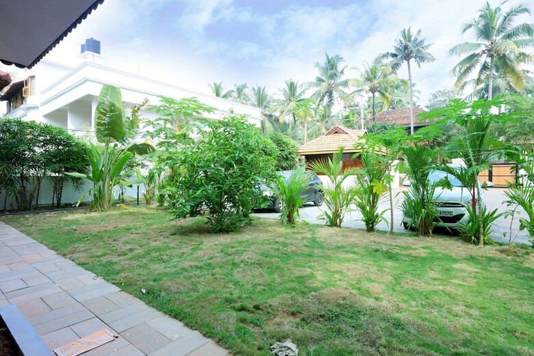 Hotel Oyo 24465 Sun View Beach Resort