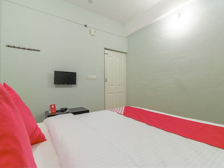 Hotel Oyo 23107 Rasha Residency