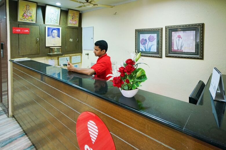 Hotel Oyo 3633 Nanda Inn