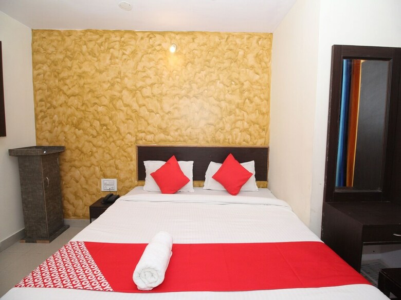 Hotel Oyo 22681 R Inn