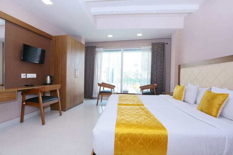 Oyo 25093 Hotel Thamam