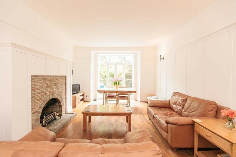 Apartamentos Beautiful West End Flat With A Private Garden