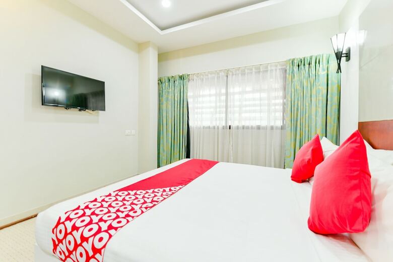 Oyo 23587 M-star Heritage Hotel P Ltd