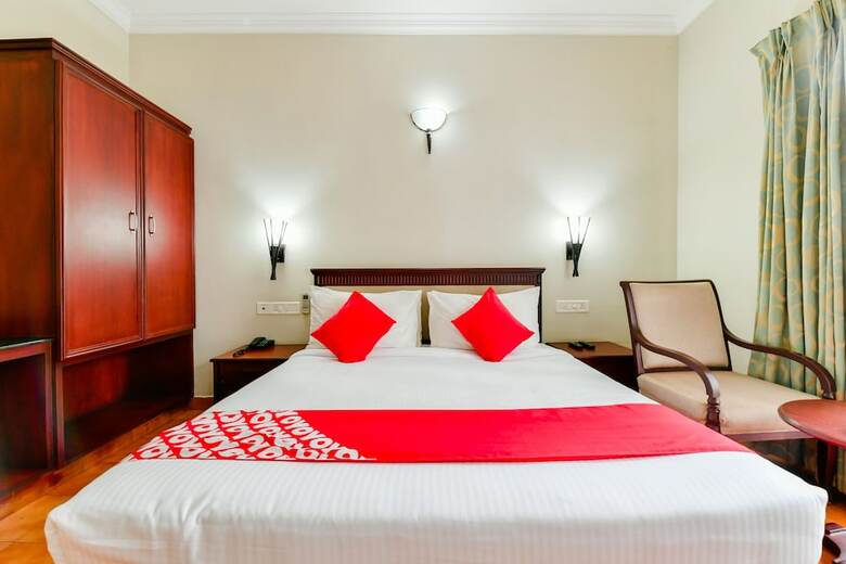 Oyo 23587 M-star Heritage Hotel P Ltd