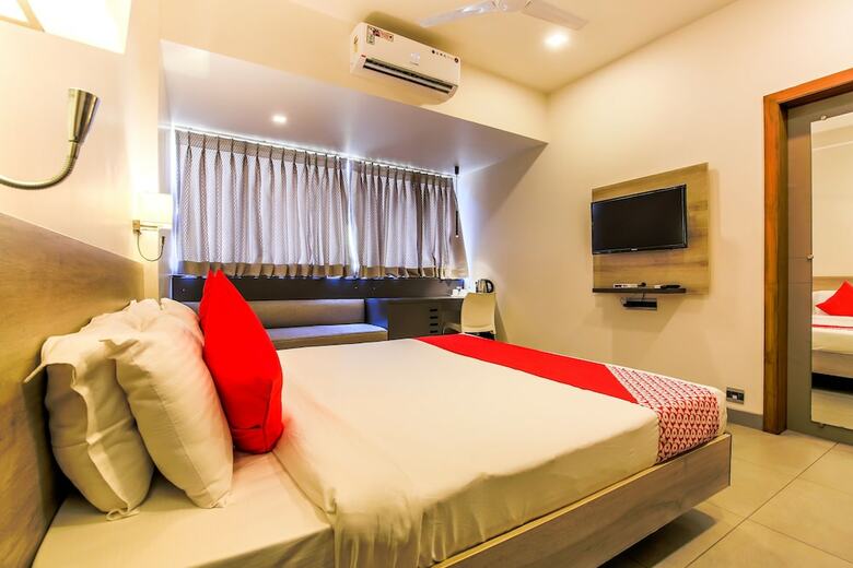 Hotel Oyo 22246 22 Suites