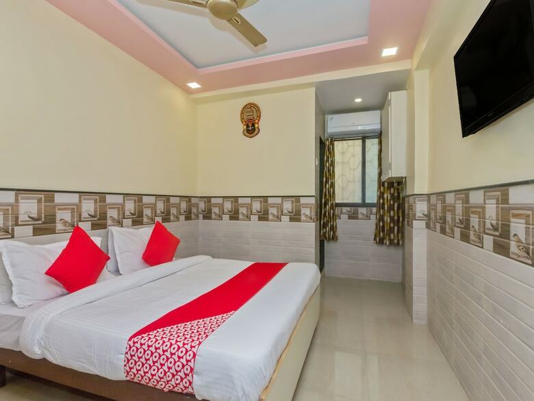 Oyo 22048 Trio Hotel