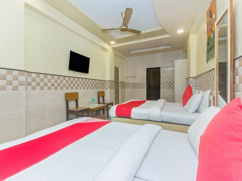 Oyo 22048 Trio Hotel