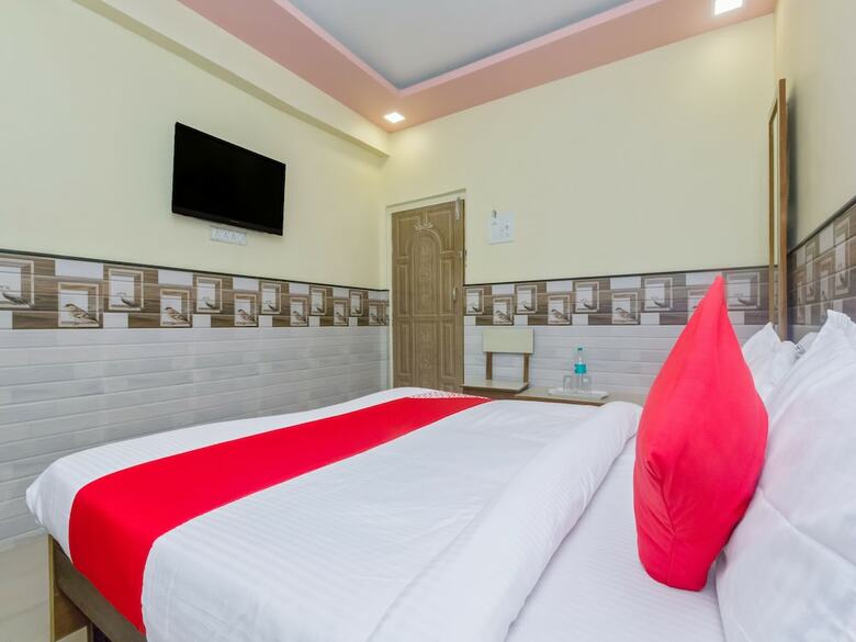 Oyo 22048 Trio Hotel