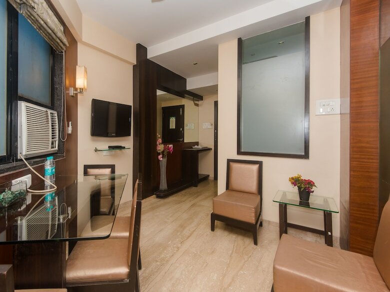 Hotel Oyo 18449 Vinamra Residency