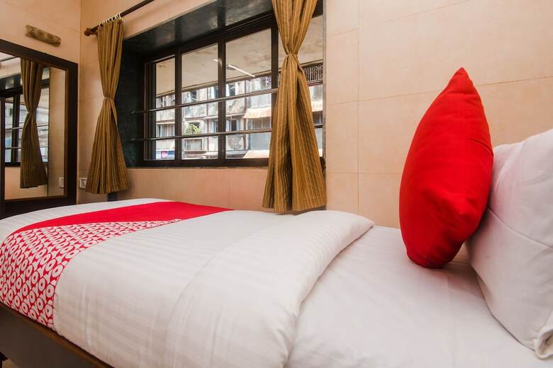 Oyo 19590 Hotel Kamal