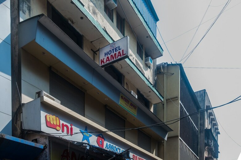 Oyo 19590 Hotel Kamal