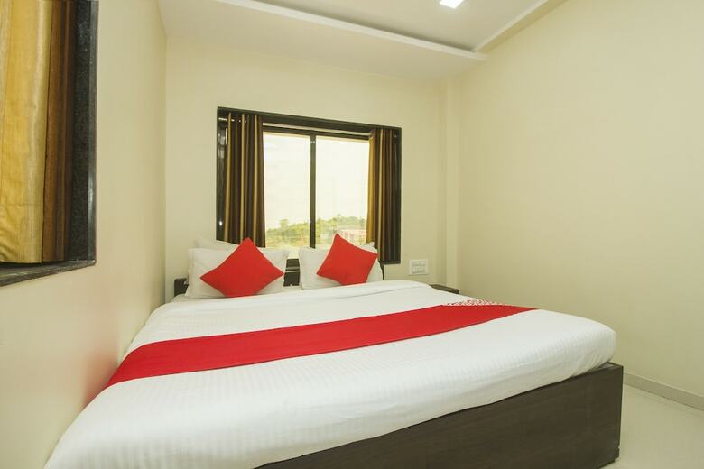 Oyo 18610 Hotel Parivar Garden