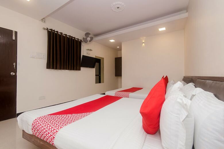 Hotel Oyo 18842 Amana Suites