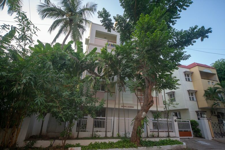 Hotel Oyo 24394 Flagship Deepalakshmi T Nagar