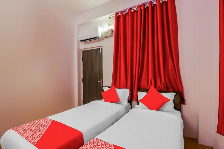 Hotel Oyo 17168 Hz Lodge
