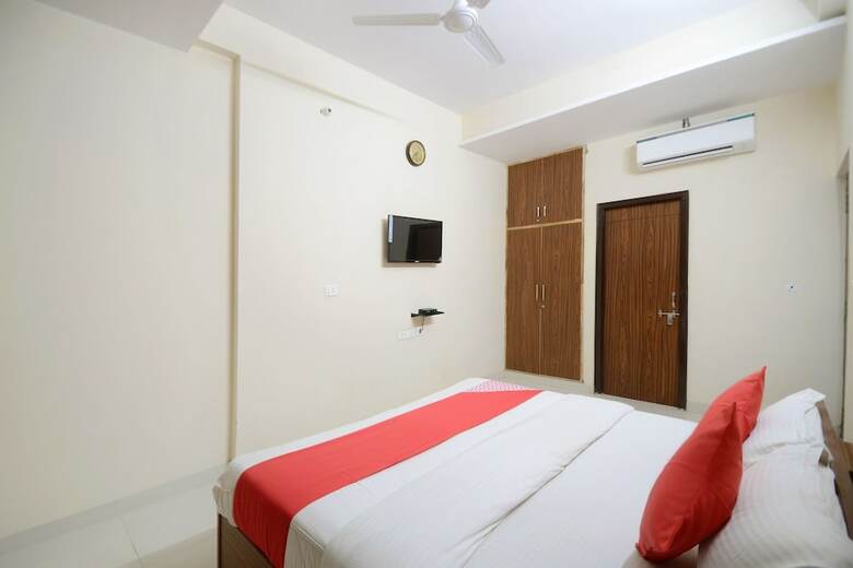 Oyo 19970 Hotel Pink View
