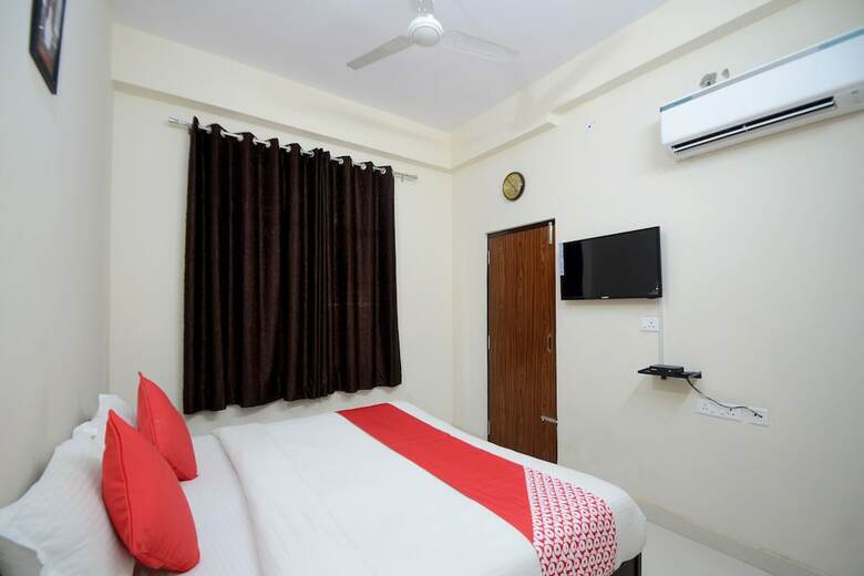 Oyo 19970 Hotel Pink View
