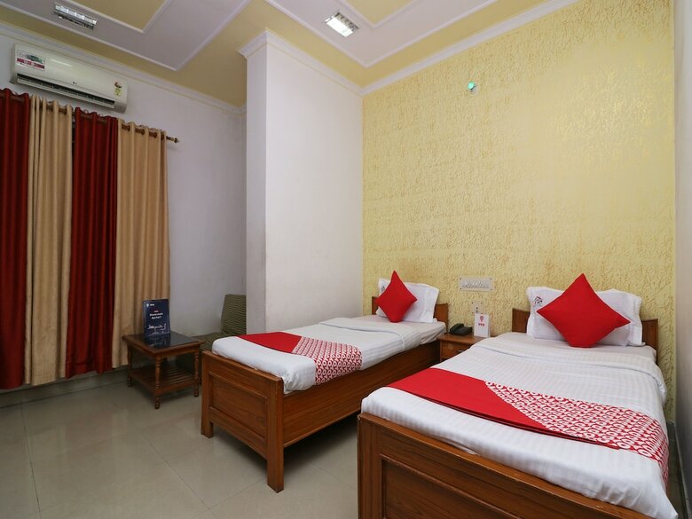 Oyo 17111 Hotel Pritika
