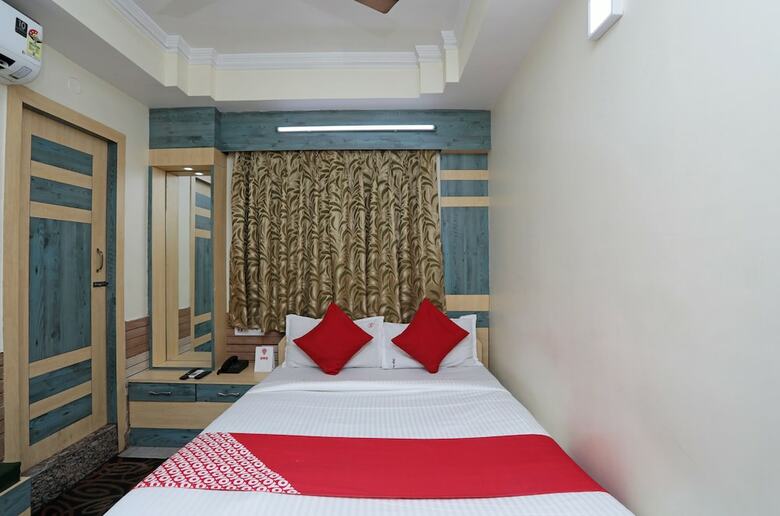 Oyo 26143 Hotel Abedin