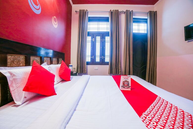 Oyo 22941 Hotel D Square