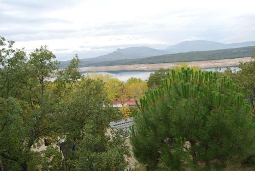 Camping De Cervera De Buitrago
