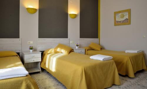 Hostal Cuatro Caminos