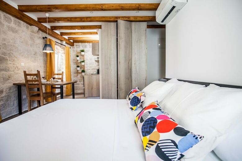 Apartamentos Townhouse Lucia