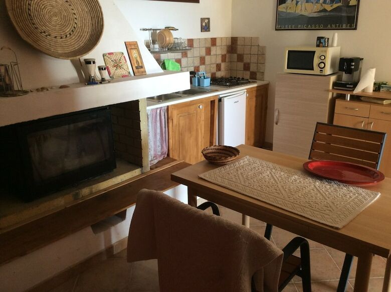 Bed & Breakfast La Valle Dei Corbezzoli
