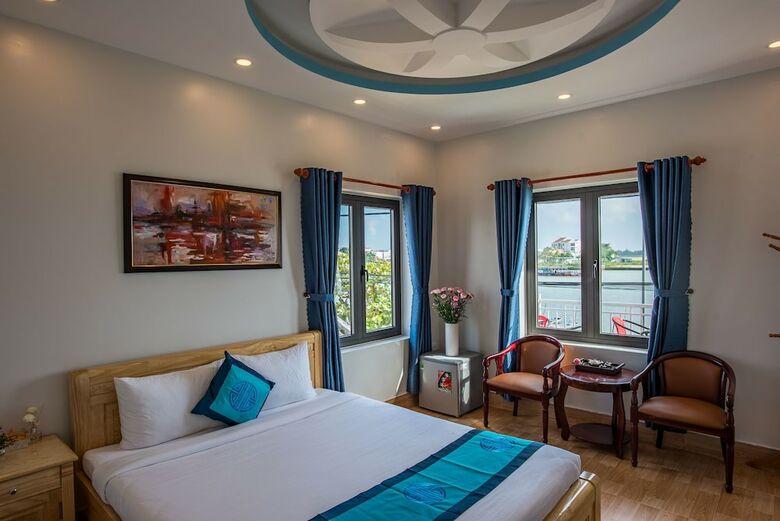 Hotel Minh An Riverside Villa