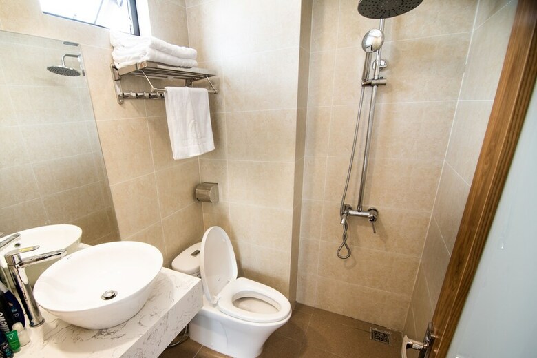 Codisea Hotel & Travel
