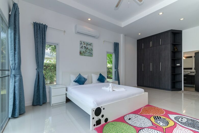 Private 3 Bedroom Pool Villa L26