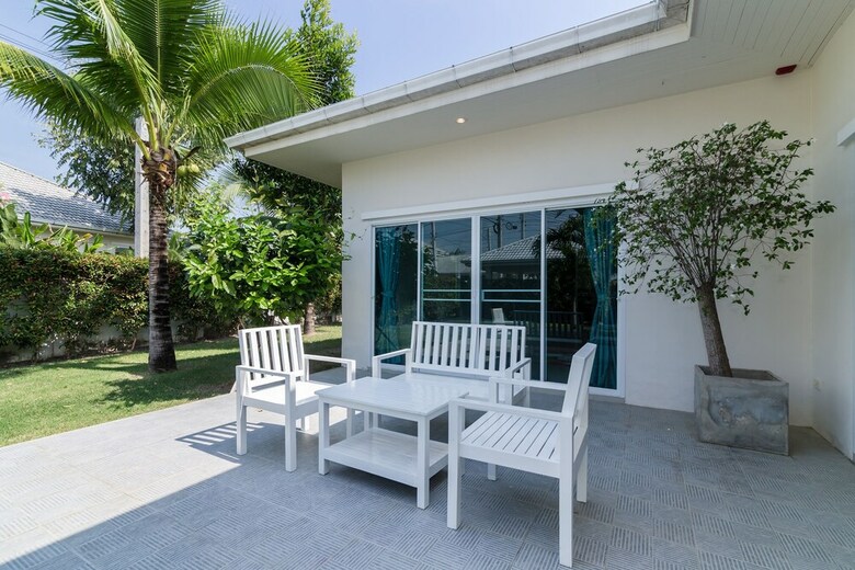 Private 3 Bedroom Pool Villa L26