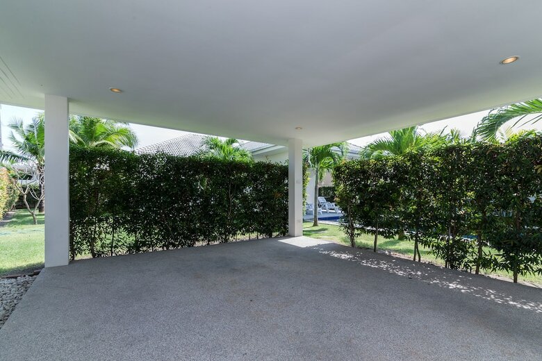 Private 3 Bedroom Pool Villa L26