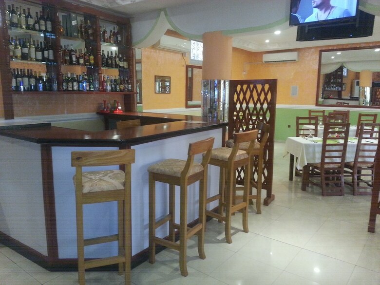 Hostal H�tel - Y
