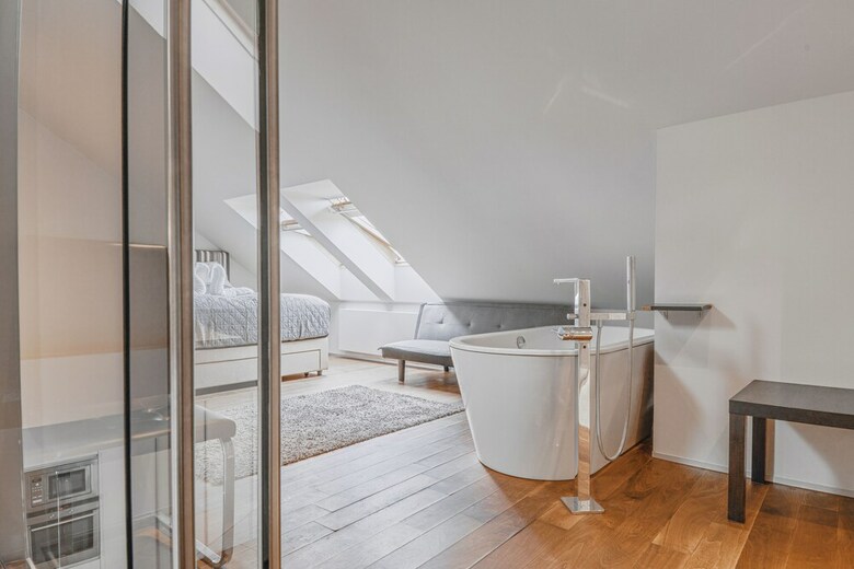 Luxury Apartment In Centre